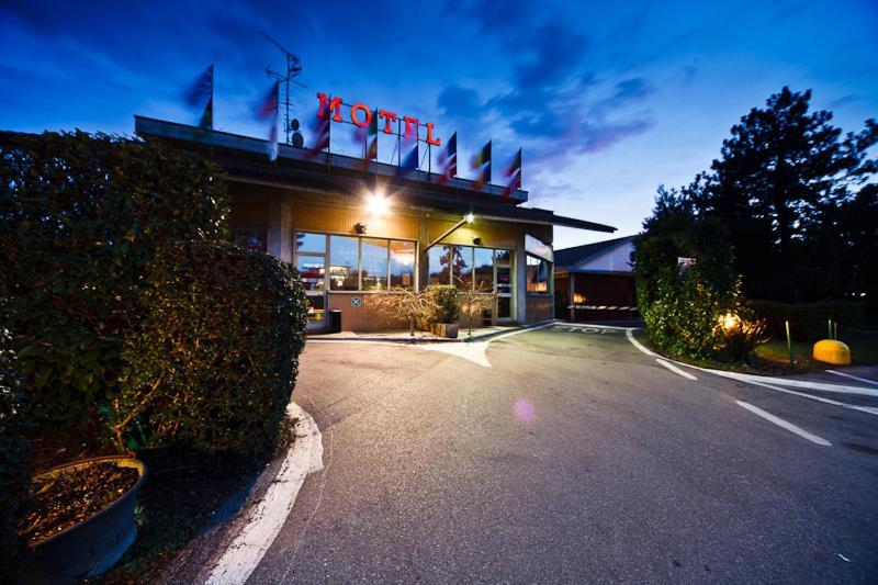 Motel Autosole Cornegliano Laudense Exterior photo